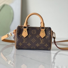 LV Shopping Bags